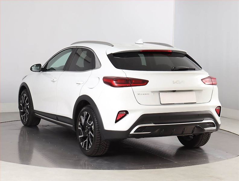 Kia XCeed (2025) Exclusive 1.5 T-GDI - fotka 4 z 24