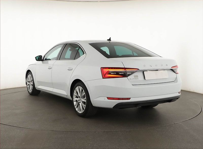 Škoda Superb (2021) Style 2.0 TDI - fotka 4 z 20