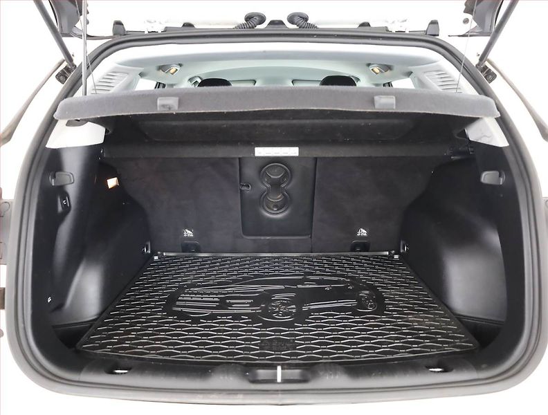 Jeep Compass (2020) 2.0 MultiJet, 4X4, Automat - fotka 16 z 17