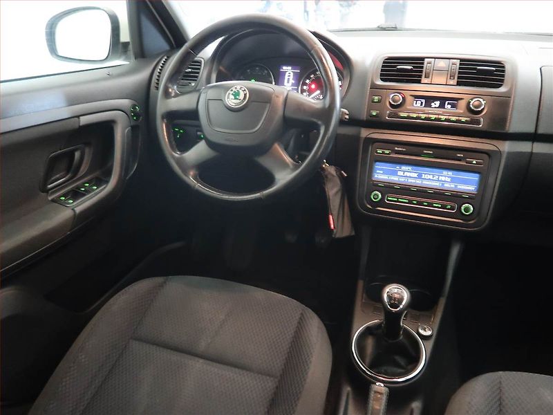 Škoda Roomster (2010) Elegance 1.2 TSI, Serv.kniha - fotka 7 z 13