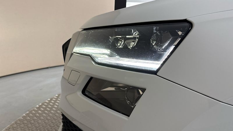 Škoda Karoq 2.0 TDI DSG 4x4 Style Exclusiv - fotka 18 z 29