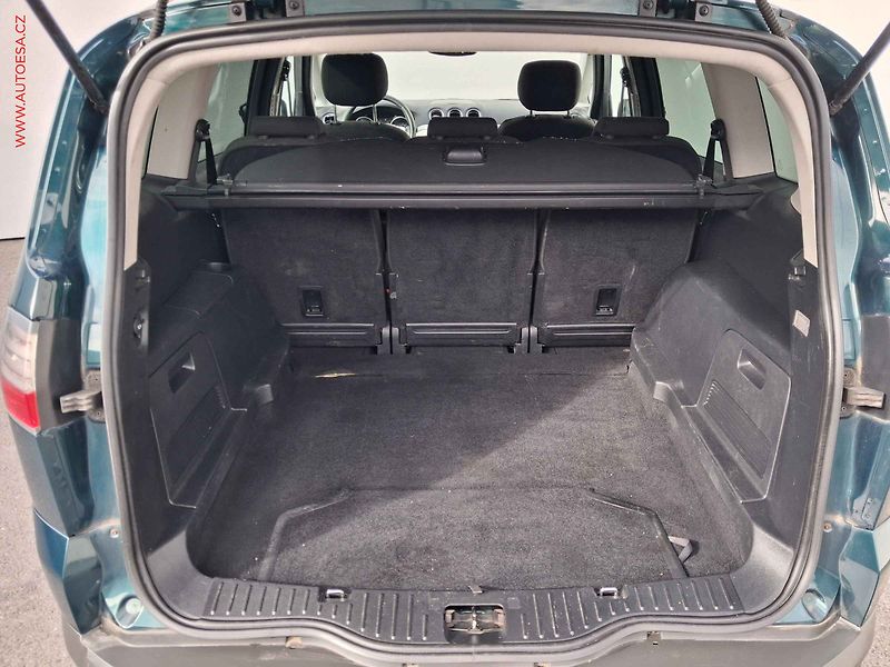 Ford S-MAX (2008) 1.8 TDCi, AC, TZ, park.asist - fotka 7 z 17