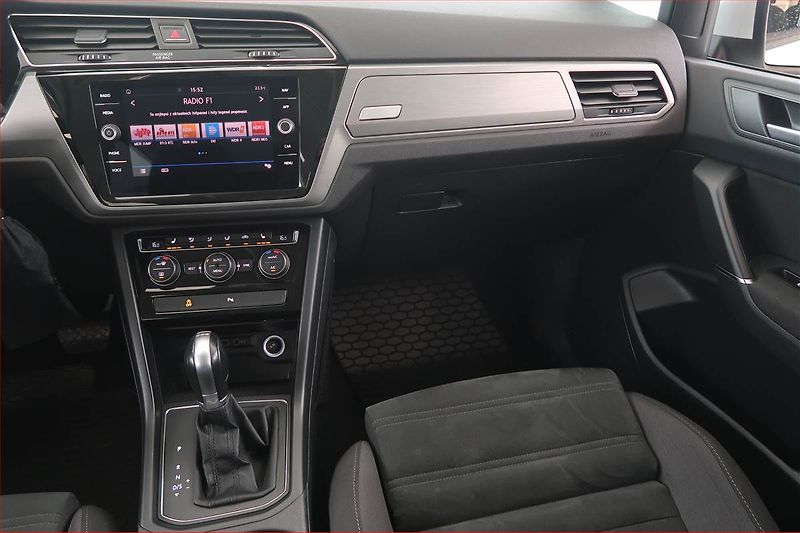 Volkswagen Touran (2019) Comfortline 1.6 TDI, Automat - fotka 8 z 18