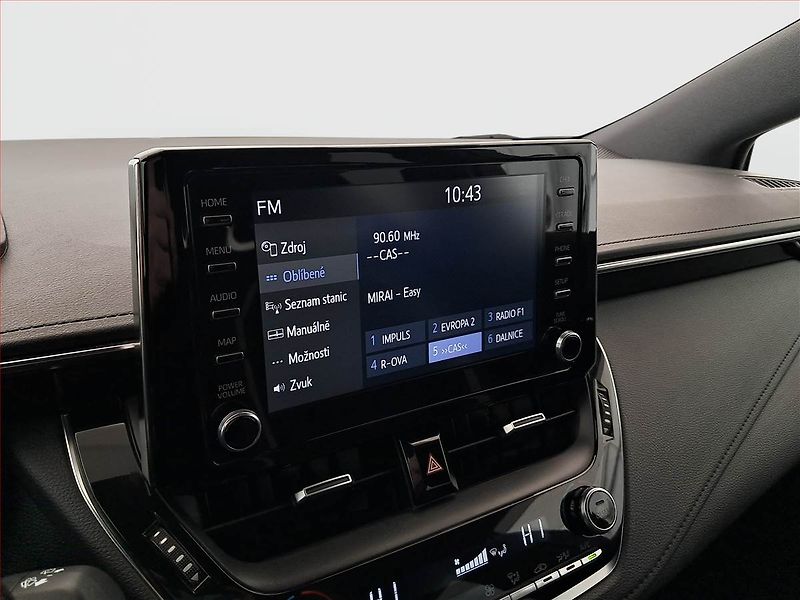 Toyota Corolla (2020) GR Sport 2.0 Hybrid - fotka 20 z 24