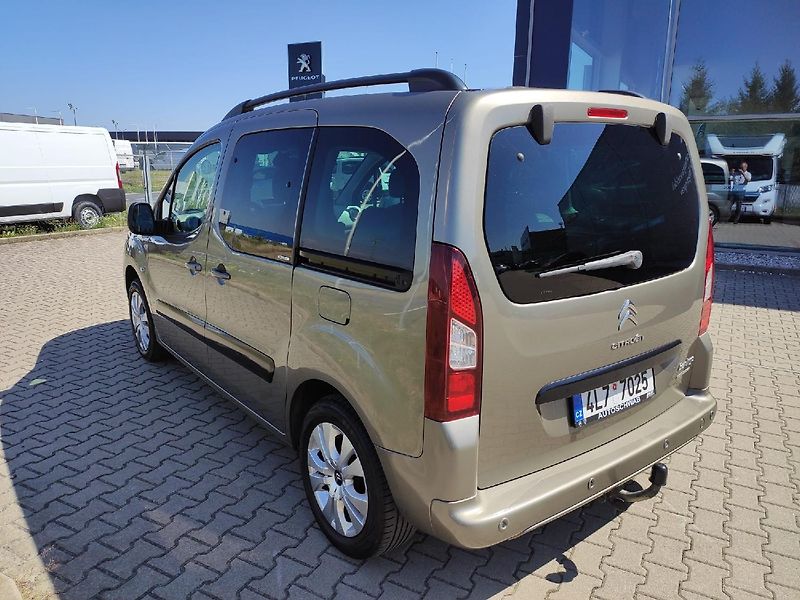 Citroën Berlingo (2014) MULTISPACE EXCLUSIVE 1.6HDI TZ - fotka 3 z 31