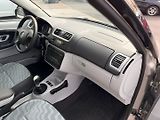 Škoda Roomster (2007) Style 1.4i 63kW - náhled 25