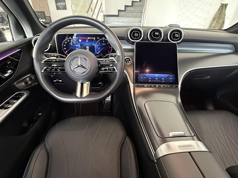 Mercedes-Benz GLC (2023) 220 d 4M/AMGPREMIUM/DIS/PANO - fotka 12 z 20