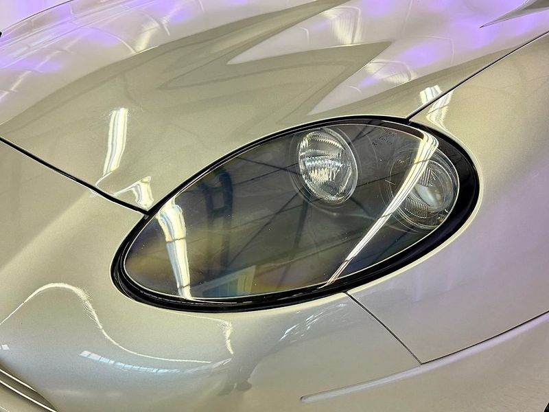 Aston Martin DB7 6.0 V12 306 KW AT VANTAGE, BEC - fotka 7 z 16