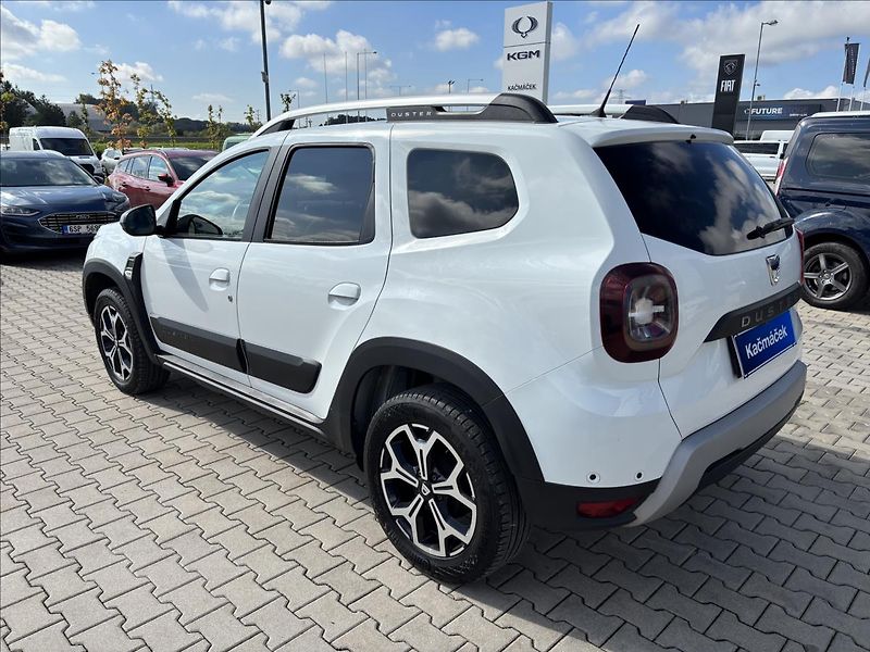 Dacia Duster 1,6 SCe 84 kW Comfort 4x4 S&S - fotka 3 z 43