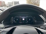 Škoda Superb 2,0 TDI DSG Combi Style Extra - náhled 9