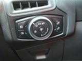 Ford Focus (2015) 1.5 TDCi, ČR, AC, temp - náhled 19