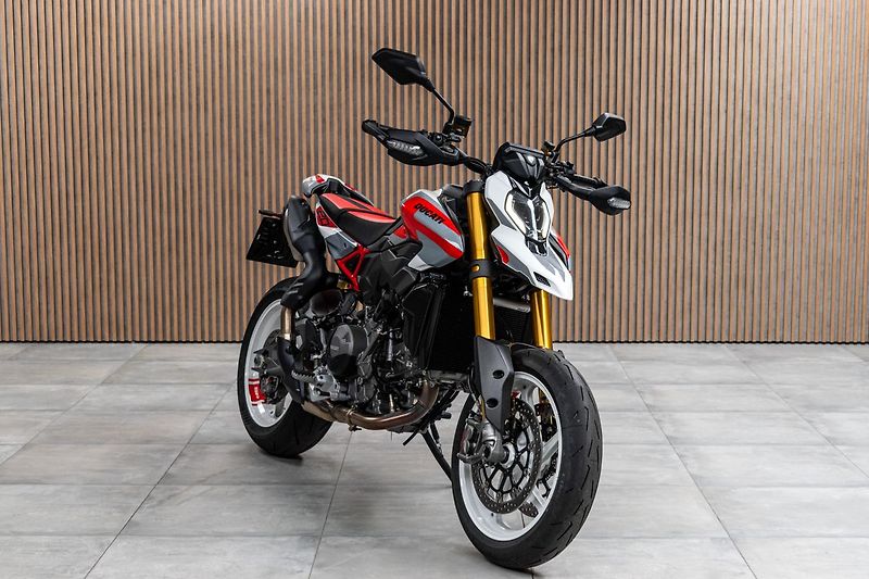 Ducati V2 SP*ÖHLINS*BREMBO*1.MAJ*DPH - fotka 3 z 27