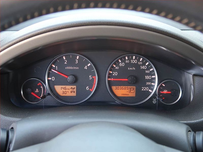 Nissan Pathfinder (2006) 2.5 dCi , 4X4, Automat - fotka 9 z 21