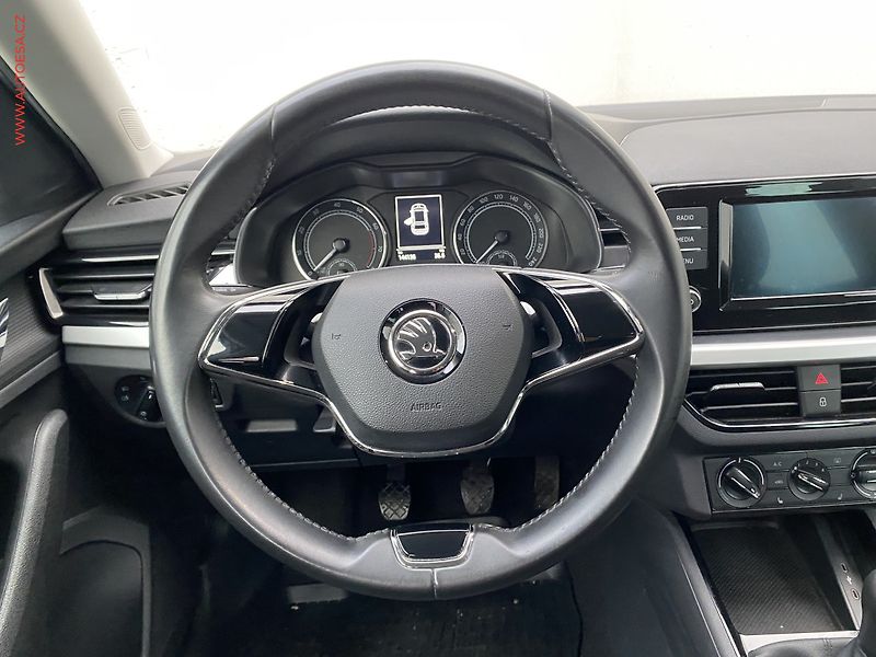 Škoda Scala (2021) 1.0 TSi, 2.maj,ČR, Ambition - fotka 11 z 18
