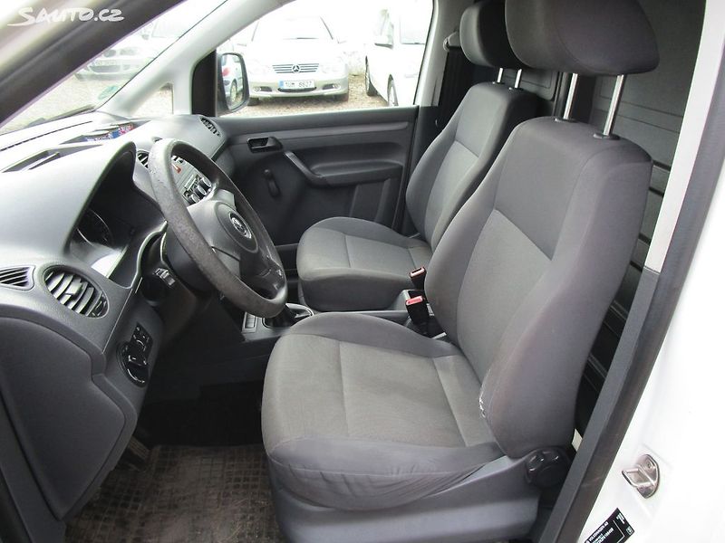 Volkswagen Caddy 1,6TDi-75KW- NOVÁ STK+SERVISKA - fotka 12 z 28