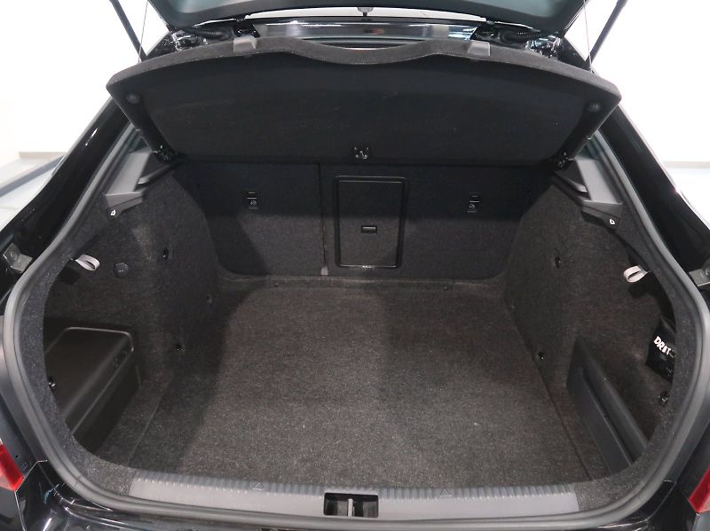 Škoda Octavia (2019) LAURIN&KLEMENT 2.0TDI 110KW DS - fotka 46 z 48
