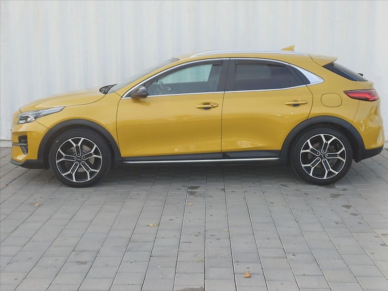 Kia XCeed 1,5 1.5 T-GDI 117kW 7DCT - fotka 25 z 30