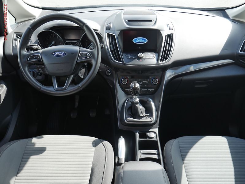 Ford Grand C-MAX (2019) 1.5 EB, 1.maj,ČR, servis - fotka 8 z 19