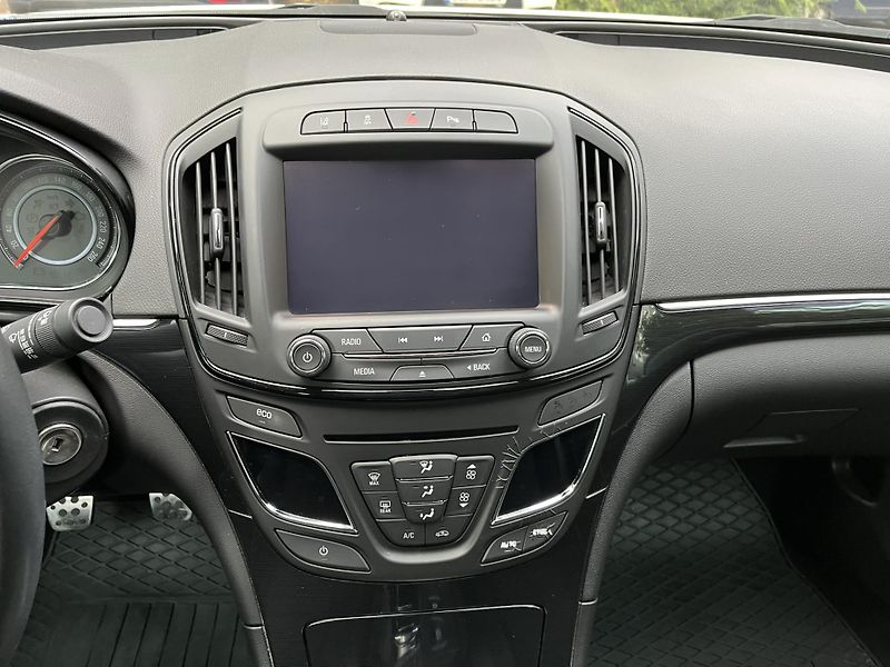 Opel Insignia (2015) 2.0 CDTi, NOVÉ ČR - fotka 23 z 33