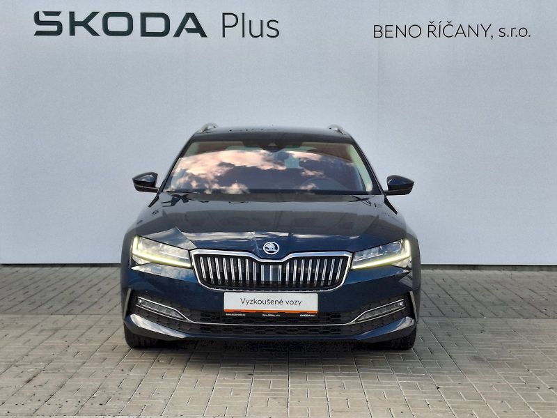 Škoda Superb (2023) Combi L&K DSG 4x4 2,0TDi 147kW - fotka 4 z 35