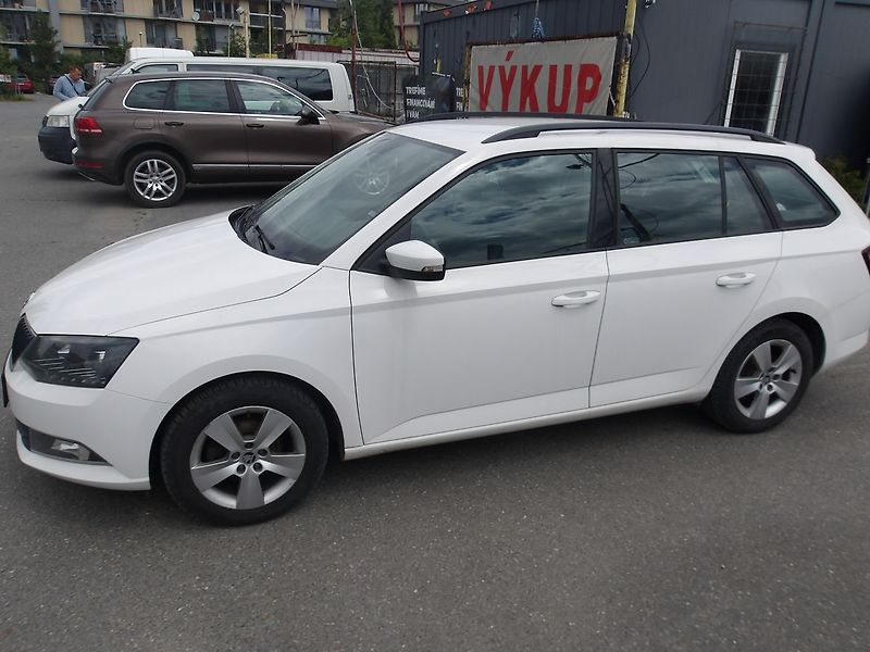 Škoda Fabia 1,0TSi  ČR 2x KLOLA ! - fotka 2 z 35