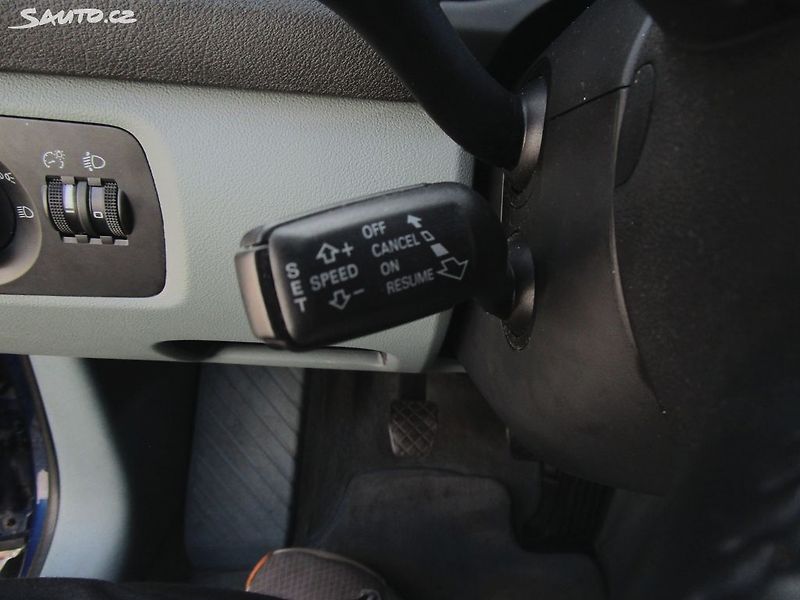 Audi A3 1,2TSI-77KW-NOVÁ STK+OLEJ - fotka 21 z 28