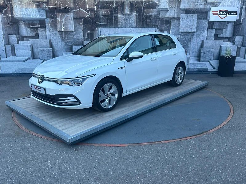 Volkswagen Golf (2022) 2.0TDi, 110KW,STYLE,MATRIX,DPH - fotka 3 z 26
