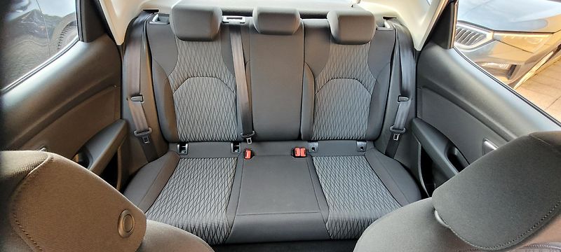 Seat Leon (2014) 1,2TSi 81kWbenzín FuLLeD Style - fotka 16 z 38