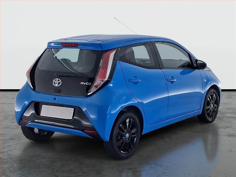 Toyota Aygo (2016) 1.0 VVT-i, Tempomat - fotka 5 z 17