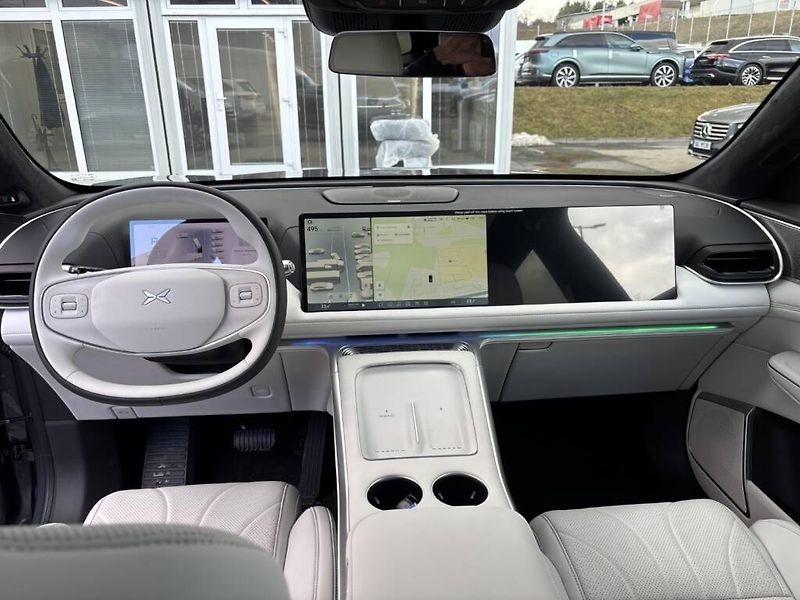 Xpeng G9 (2026) AWD Performance Pro - fotka 11 z 15