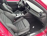 Alfa Romeo Giulia Veloce 2,0 Turbo 280k AWD - náhled 16