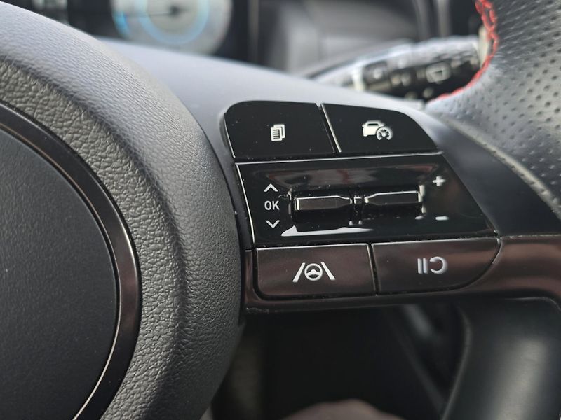Hyundai Tucson (2022) N-Line 1.6 T-GDi 4x4 110kW, Se - fotka 13 z 25