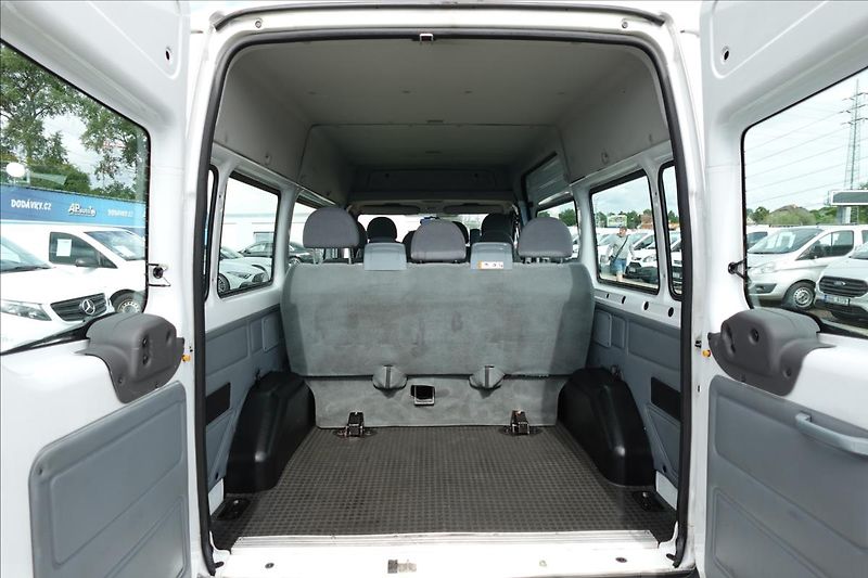 Ford Transit 2,2 TDCI  L2H2 9MÍST BUS KLIMA - fotka 13 z 30