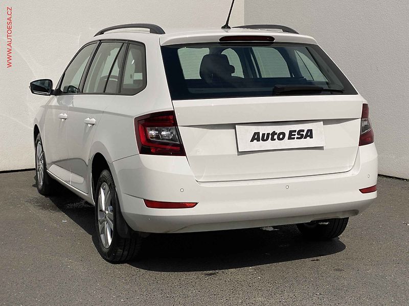 Škoda Fabia (2021) 1.0 TSi, 2.maj,ČR, Style, - fotka 6 z 18