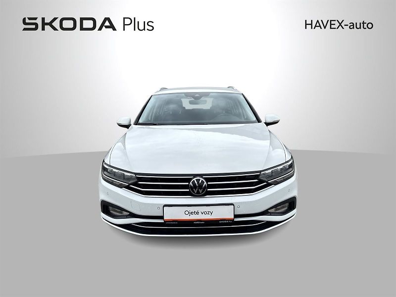 Volkswagen Passat (2021) Variant 2.0 TDI DSG Business - fotka 4 z 34