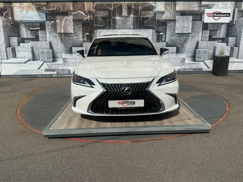 Lexus ES 300h (2024) 2.5HEV,131KW, BUSINESS EDITION - fotka 2 z 45
