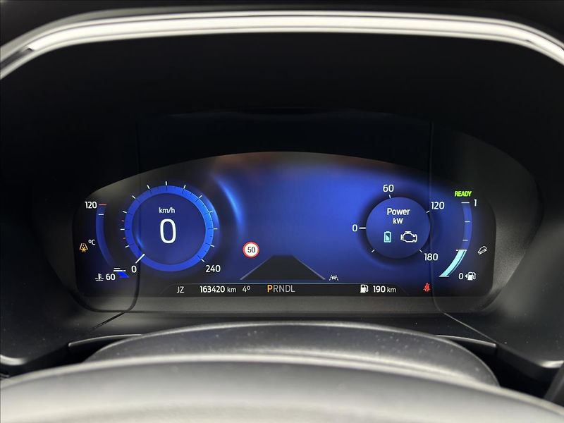 Ford Kuga 2,5 HEV ST-Line X AUT - fotka 26 z 33