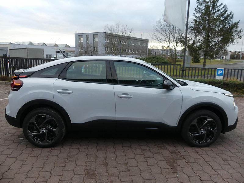 Citroën C4 (2026) MAX Petrol 130k Automatic - fotka 4 z 21