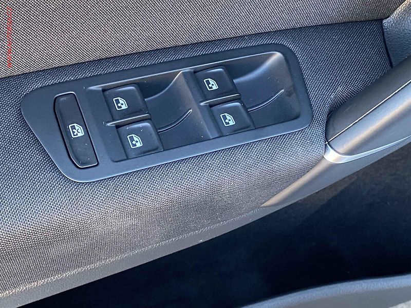 Volkswagen Golf Sportsvan (2019) 1.5TSi, 1.maj,ČR, DSG, navi - fotka 11 z 19