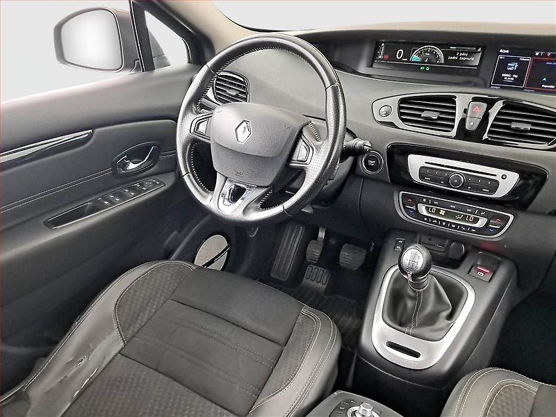 Renault Grand Scénic (2014) 2.0 dCi, Automat, 7 míst, Navi - fotka 7 z 19