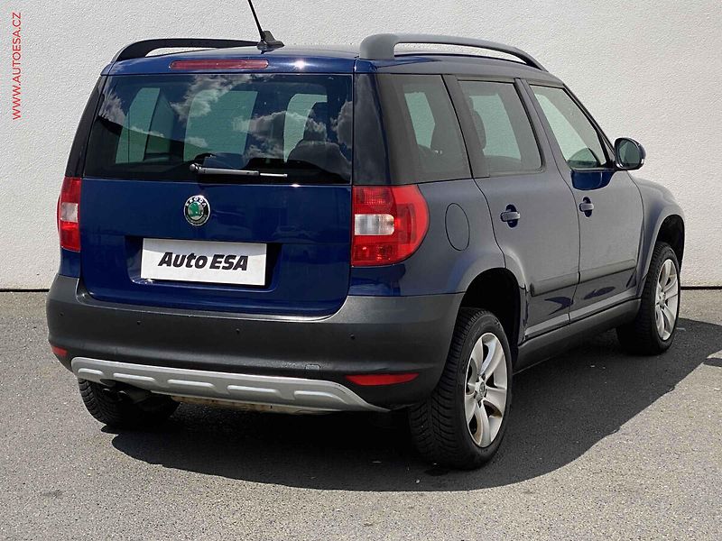 Škoda Yeti (2012) 2.0 TDi, Ambition, STK6/28 - fotka 4 z 17