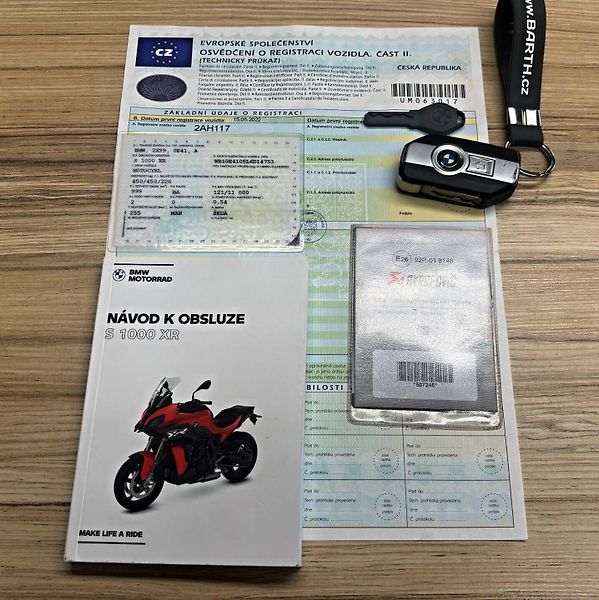 BMW S 1000 XR - fotka 14 z 14