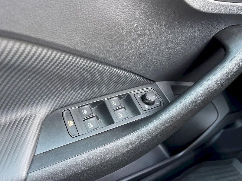 Škoda Scala (2025) 1.0 TSI 85 kW DSG Monte Carlo - fotka 24 z 34