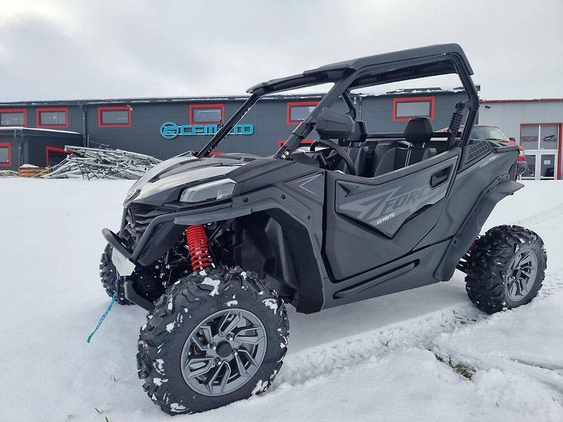 CFMOTO (2026) Gladiator Z 950 Sport - fotka 1 z 20
