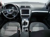 Škoda Octavia (2010) 1.6TDi, AAC, tempo - náhled 8