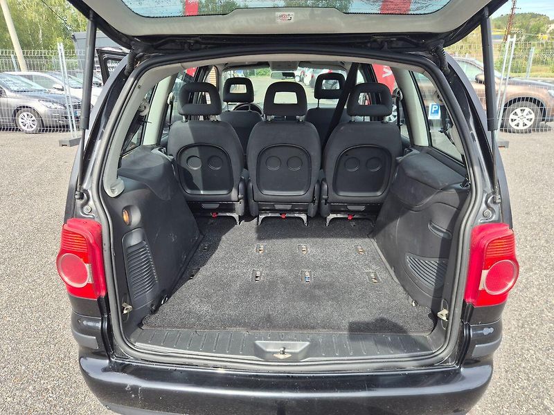 Volkswagen Sharan 1.9TDi 96kW,nová STK,7míst,DPH - fotka 23 z 25