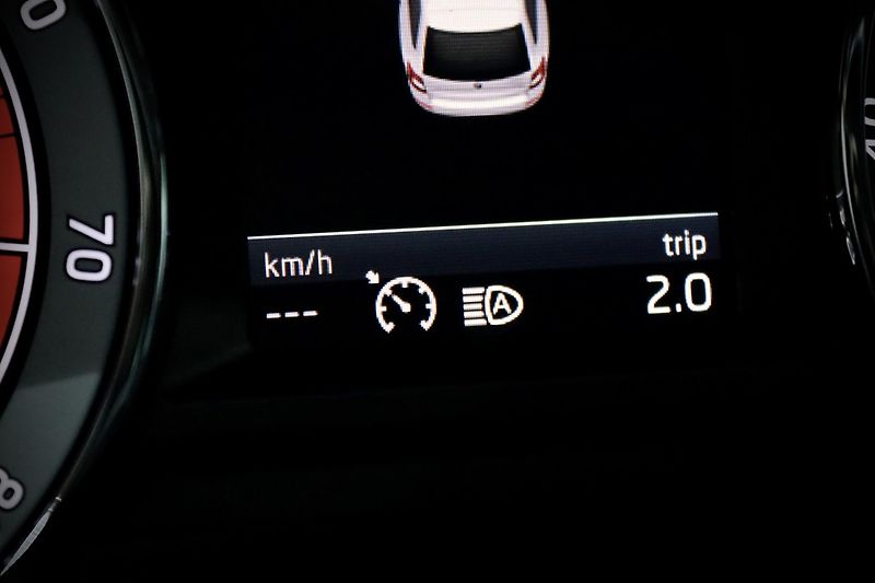 Škoda Octavia 3 FL Combi 1.4 TSI 110 kW - fotka 32 z 37