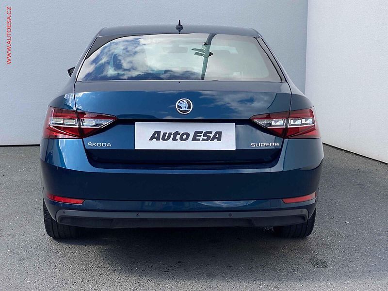 Škoda Superb (2018) 2.0TDi, 2.maj,ČR, Ambition - fotka 5 z 20