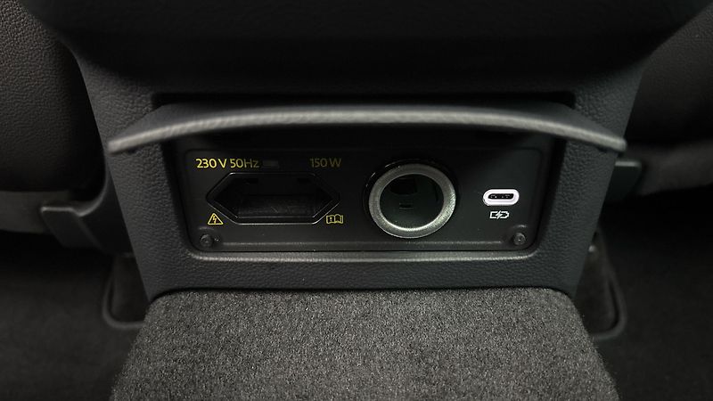 Volkswagen Passat 2.0 TDI DSG Elegance Variant - fotka 21 z 26