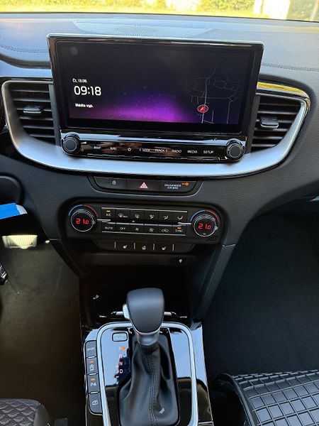 Kia XCeed 1.6 T-GDi Exclusive 7DCT - fotka 5 z 10